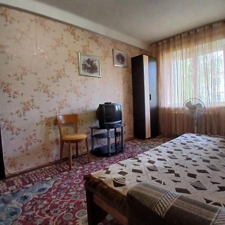 Квартира на Дегтярёвской Киев Экстерьер фото